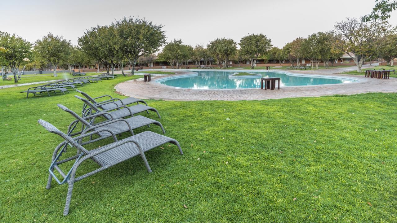 Gondwana Damara Mopane Lodge Mopane Pos エクステリア 写真
